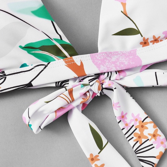 Floral Print Halter Bikini Set - Picture 4 of 6